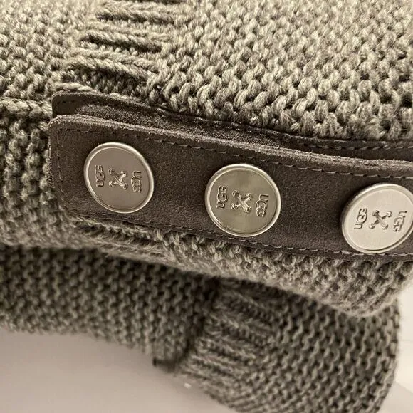 Women's UGG Purl Cardy Knit Gray 1094949 Boots Slip On Size 6 Lounge Comfortable