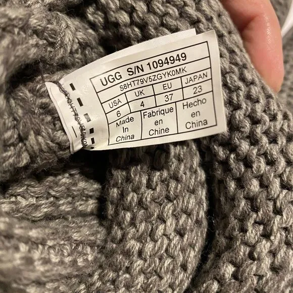 Women's UGG Purl Cardy Knit Gray 1094949 Boots Slip On Size 6 Lounge Comfortable