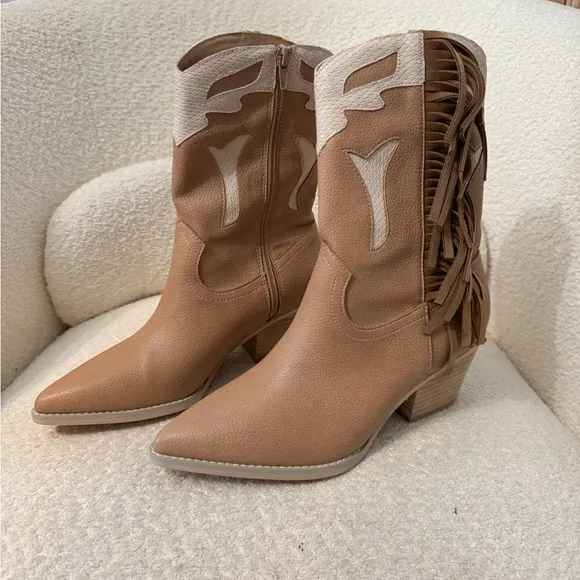 Women's Vici Western Millie Fringe Bootie