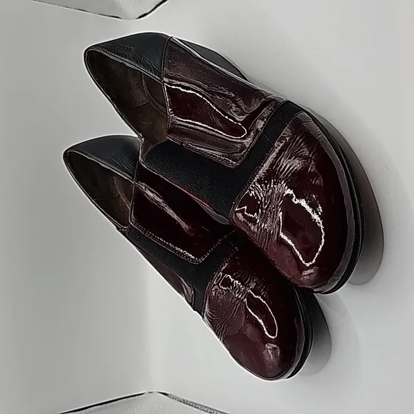 Wonders burgundy and black wedge slip on shoes size 42 European