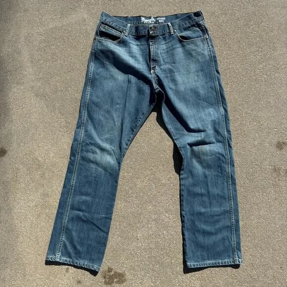 Wrangler Retro Relaxed Boot Cut Blue Jeans Cowboy Western 10WRT20RT Size 38x34
