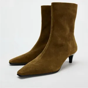 Zara 7.5 (38) Split Leather Ankle Suede Kitten Heeled Ankle Boots. Gorgeous! NWT