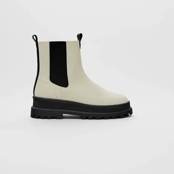 ZARA CONTRASTING ELASTIC GORED ANKLE BOOTS SZ 7