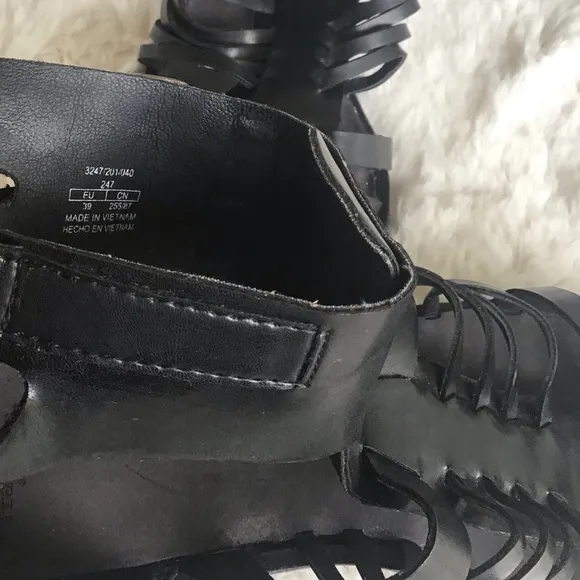 Zara gladiator pointy ankle buckles black sandals