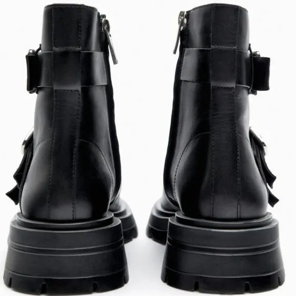 ZARA low heeled Leather ankle boots with buckles