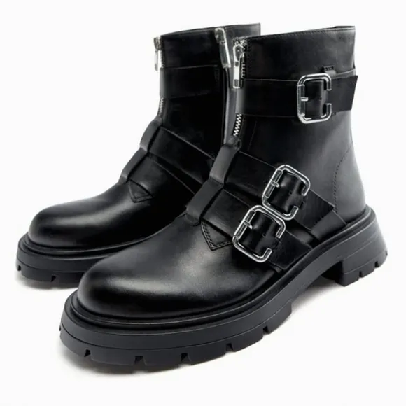 ZARA low heeled Leather ankle boots with buckles