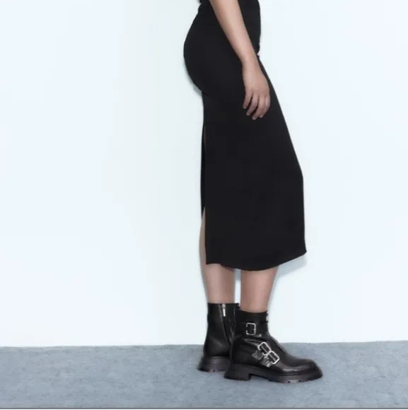 ZARA low heeled Leather ankle boots with buckles