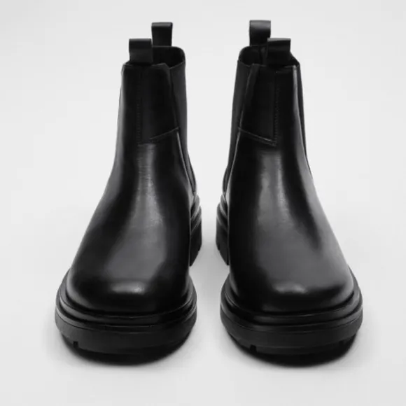 ZARA THICK SOLE ANKLE BOOTS SZ 7