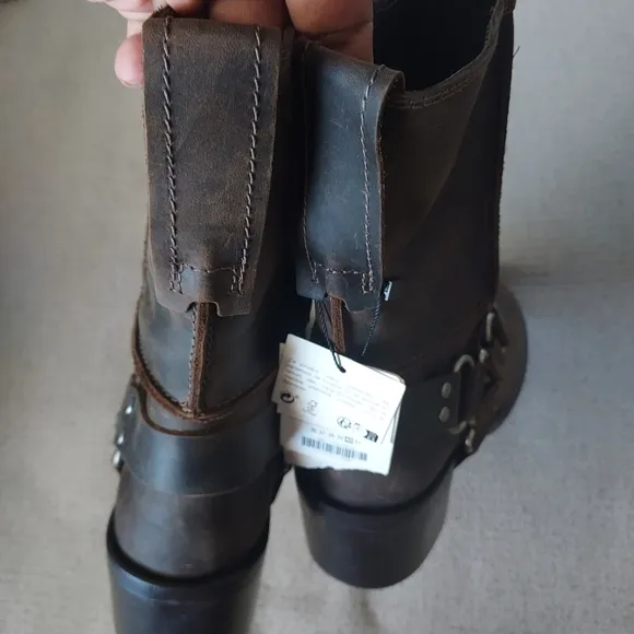 Zara Wide Heeled Leather Ankle boots with Removable Buckle Sz-9