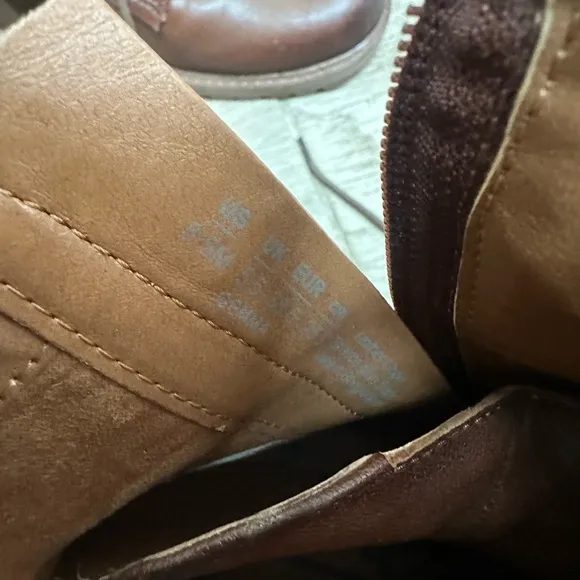 Zodiac Women's Brown Leather Ankle Boots