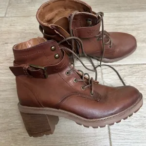 Zodiac Women's Brown Leather Ankle Boots
