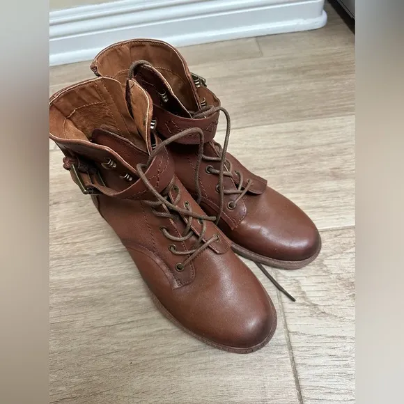 Zodiac Women's Brown Leather Ankle Boots